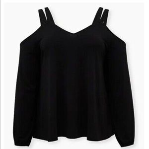 TORRID BLACK CREPE BALLOON SLEEVE COLD SHOULDER BLOUSE